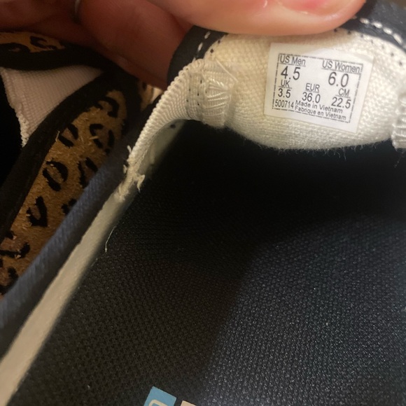 Vans Leopard Print Slip-On Sneakers - Picture 5 of 6